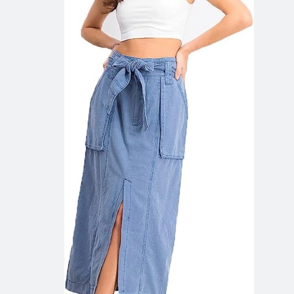 FREE PEOPLE  Catching Feelings , Blue Linen/Cotton Blend Skirt Size 8